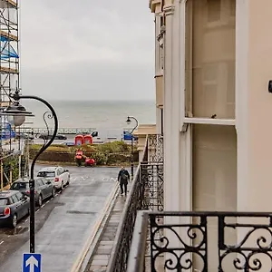 Beautiful Sea View I Spacious One Bed Flat I Sleep 4 Guests Bp2 Brighton