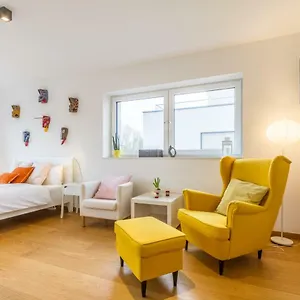stylish-flat-lux-city.luxembourghotelsguide.com/